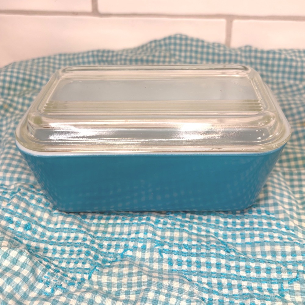 Vintage Pyrex 502-B Blue Refrigerator Dish with 502C-Glass Lid